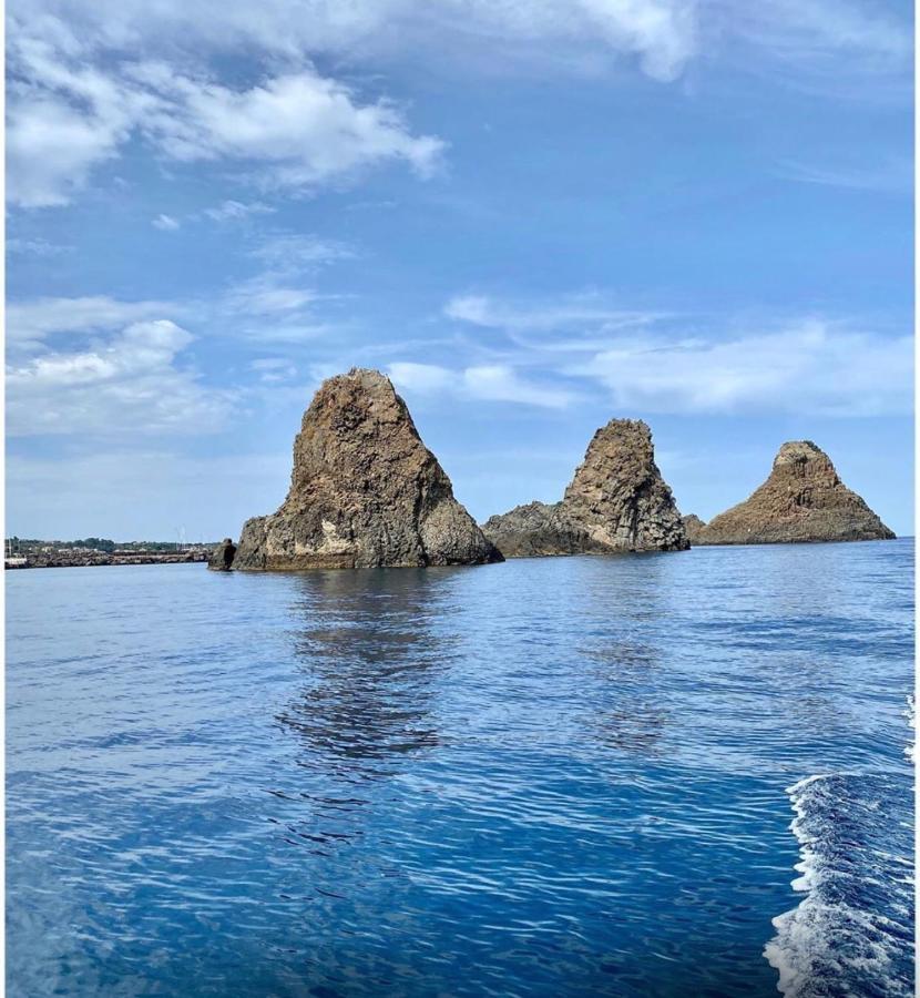 Sicitaly Bed & Breakfast Aci Castello Bagian luar foto